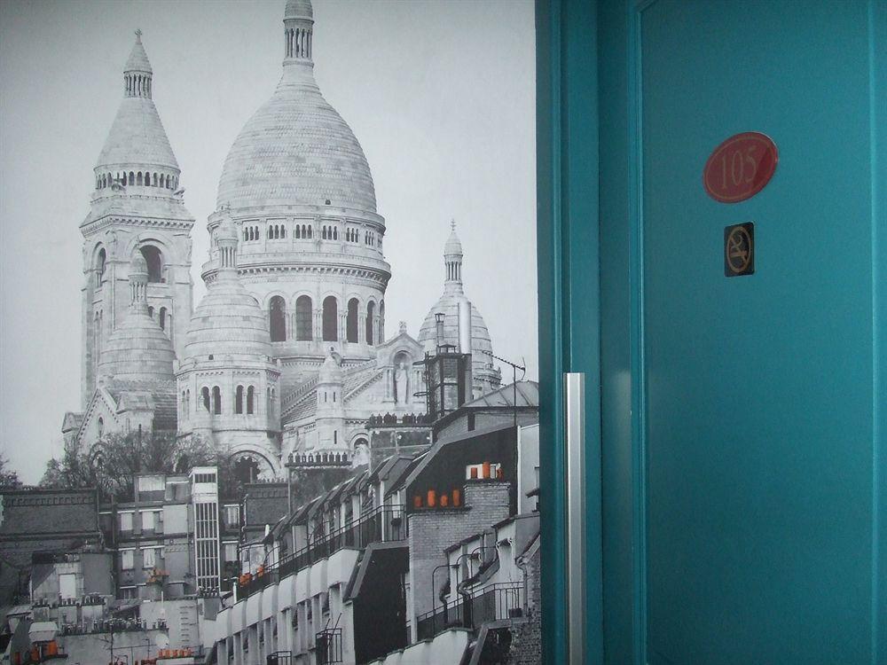 巴黎高速列车北站宜必思酒店 外观 照片